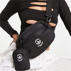 NWTS adidas nylon puff pouch crossbody bag